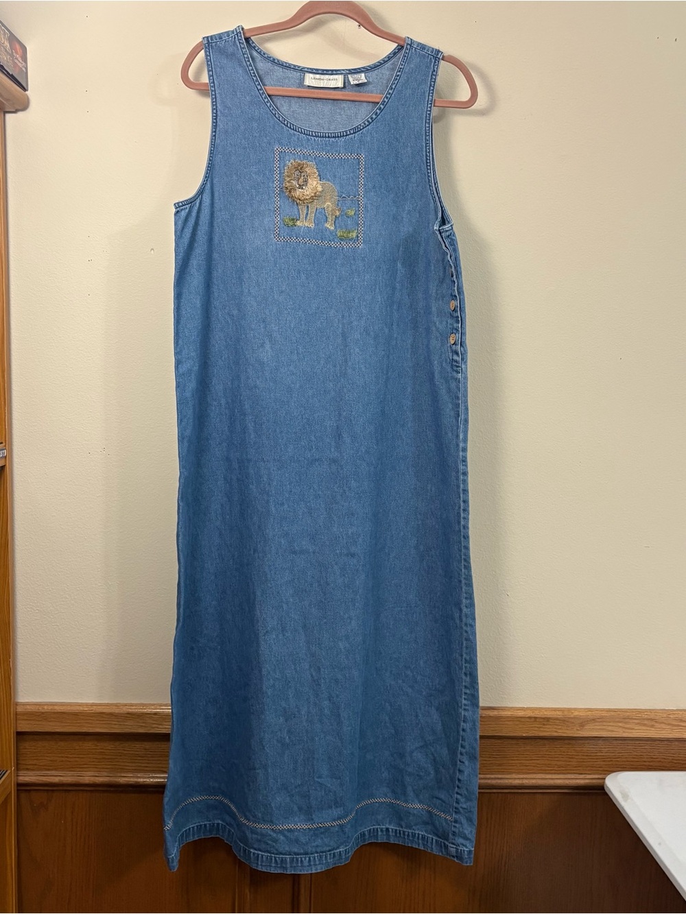 Lemon Grass sleeveless denim Safari Maxi Dress women’s M Lion embroidered blue